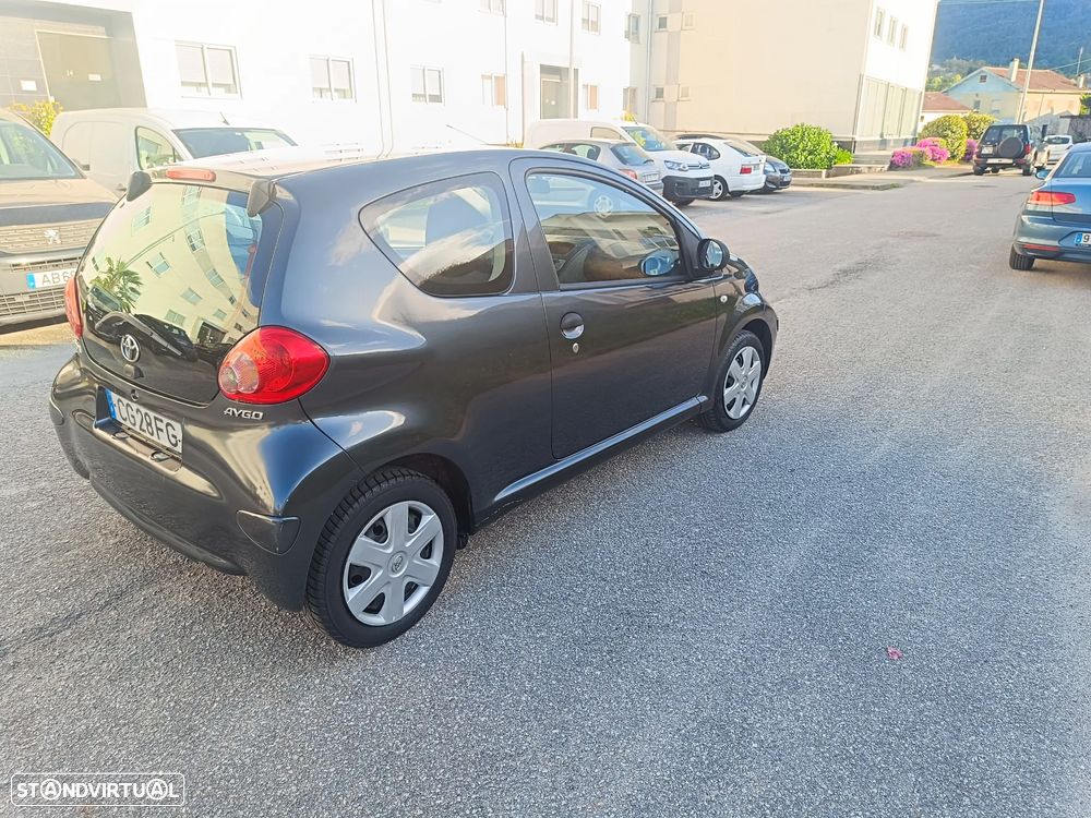Toyota Aygo City - 15
