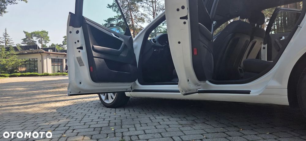 Audi A3 Sportback 1.6 TDI DPF S line Sportpaket - 21