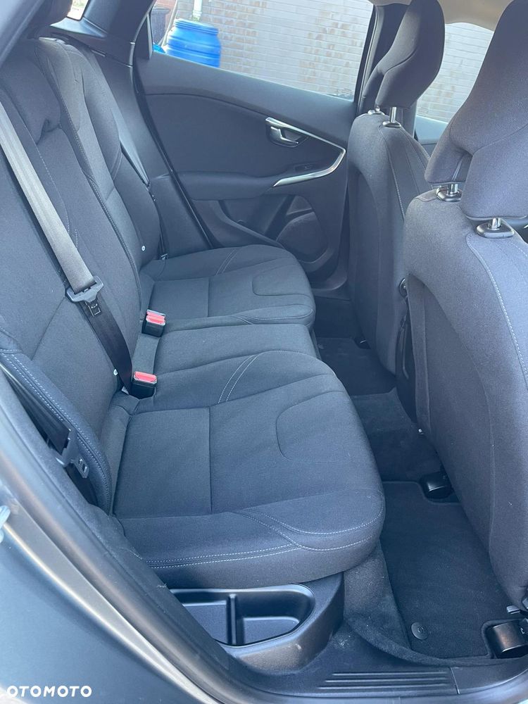 Volvo V40 D3 Kinetic - 16