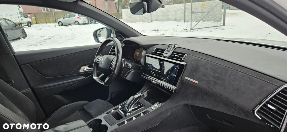 DS Automobiles DS 7 Crossback - 25