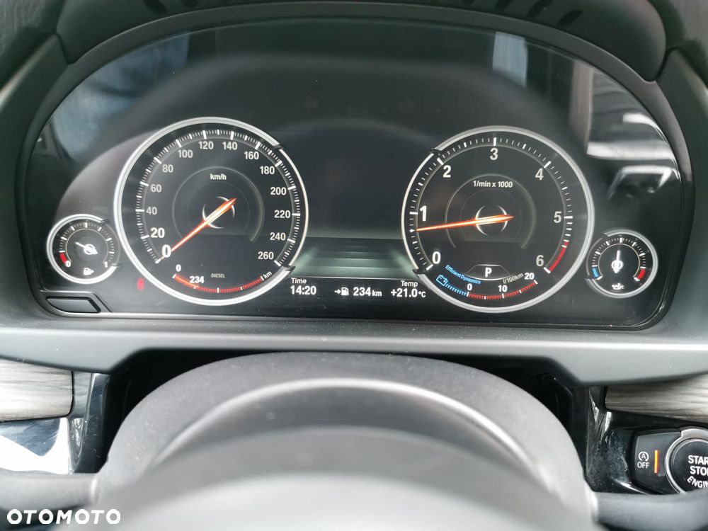 BMW X5 xDrive40d - 34