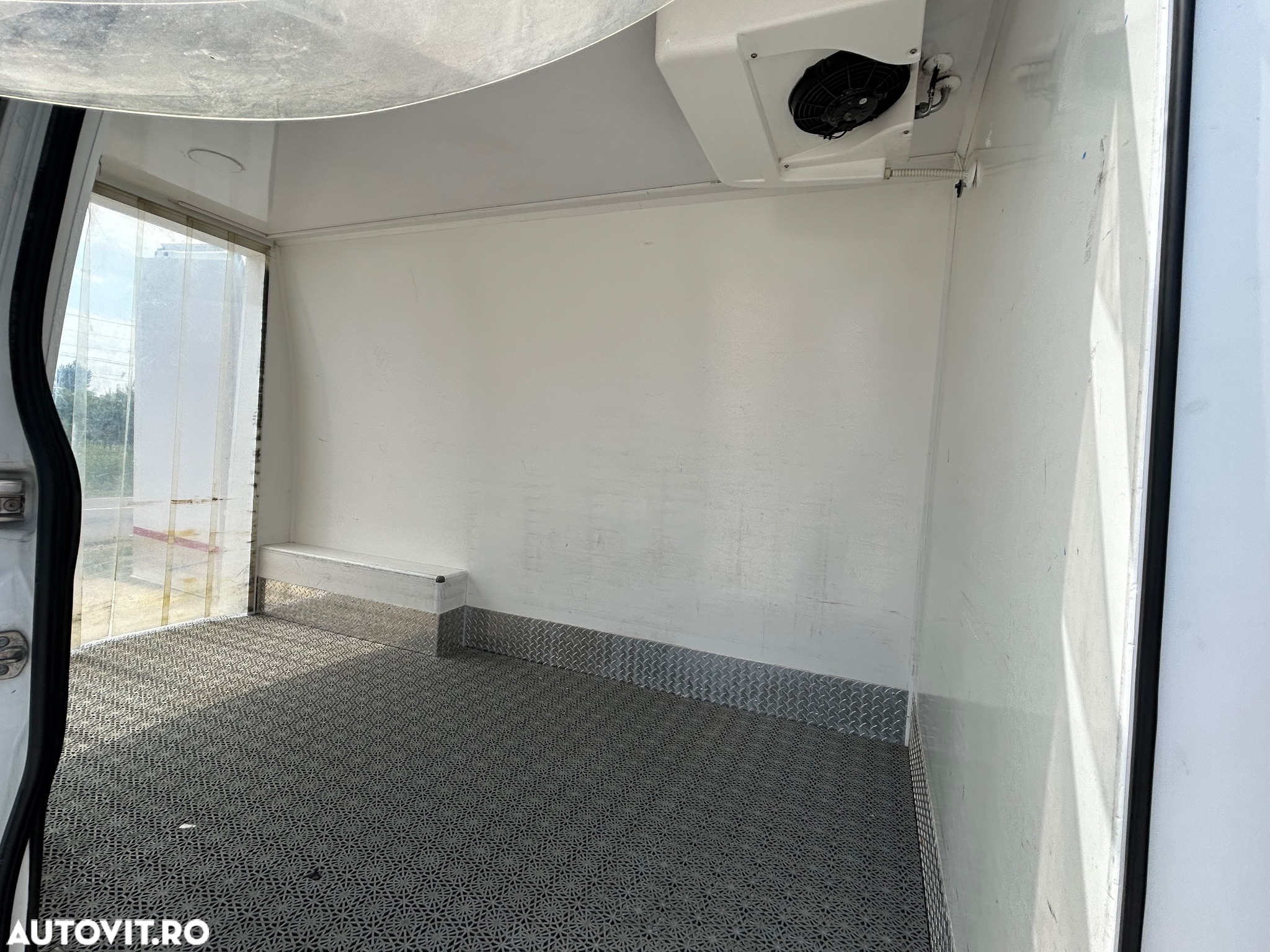 Mercedes-Benz Sprinter FRIGORIFIC THERMO KING - 13