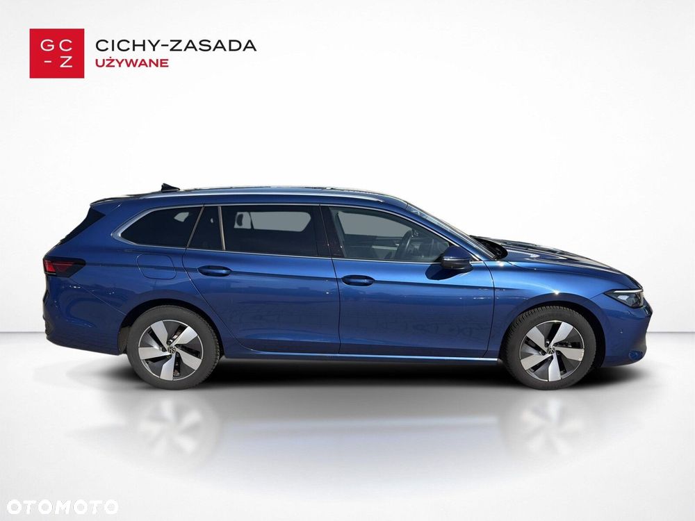 Volkswagen Passat Variant 2.0 TDI SCR Business DSG - 6