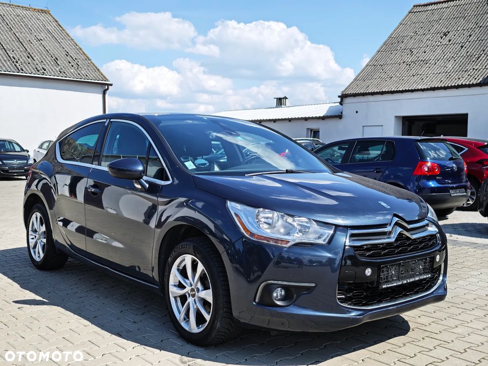 Citroën DS4 e-HDi 110 SoChic - 15
