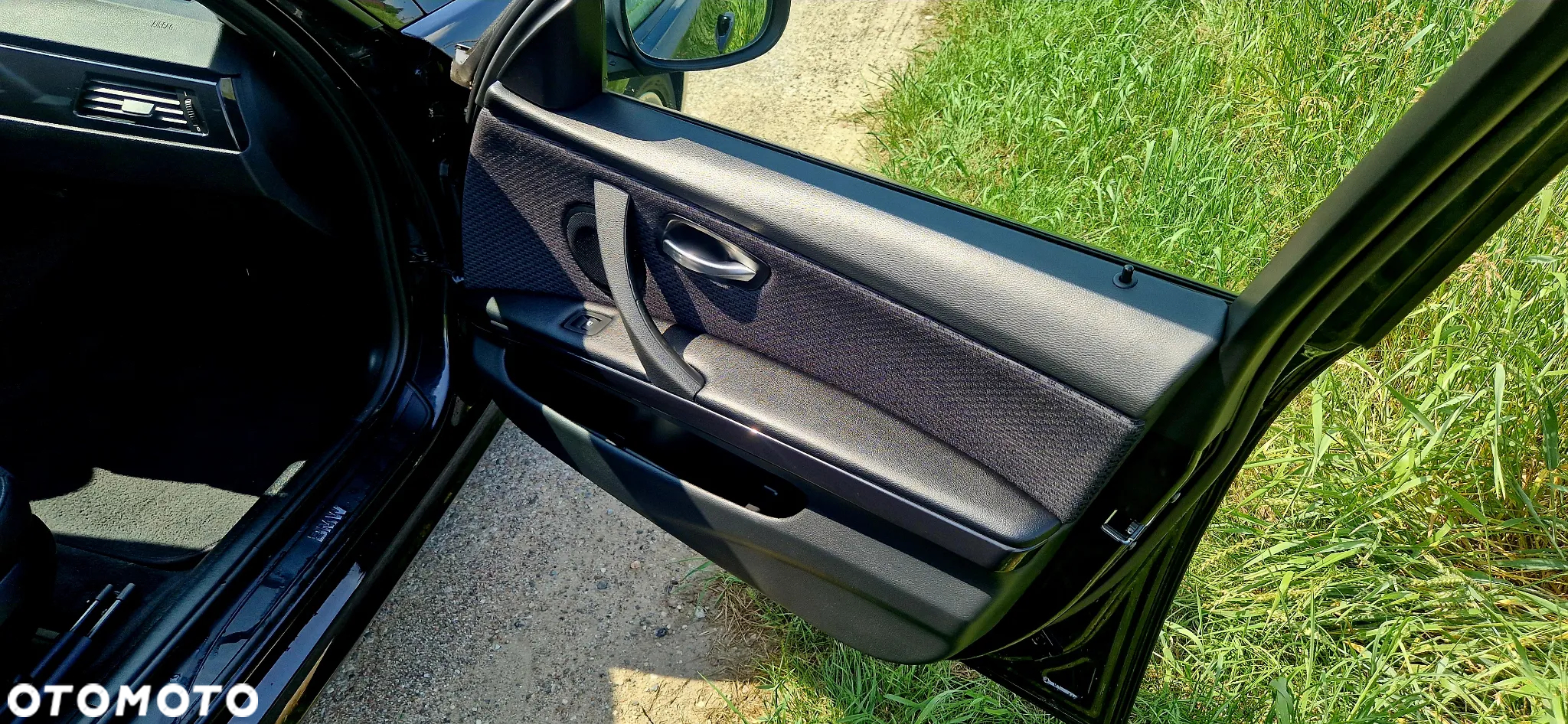 BMW Seria 3 320d DPF Touring - 21
