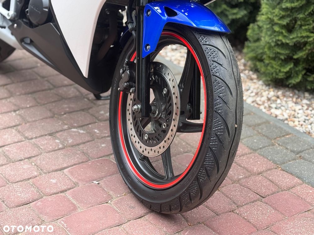 Honda CBR - 22