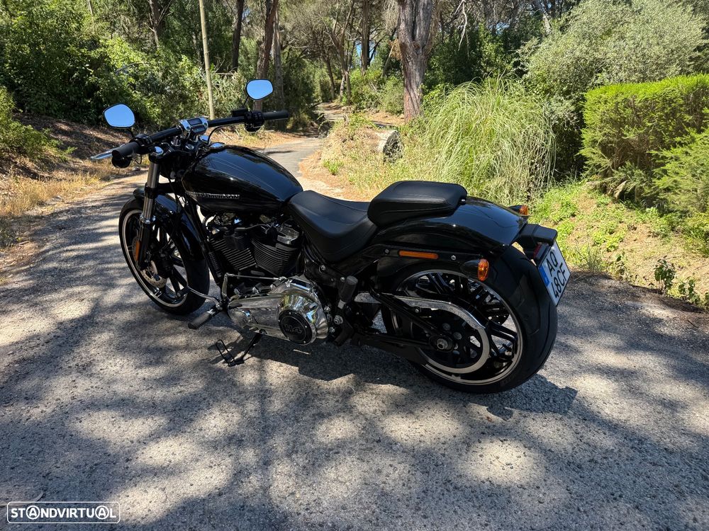 Harley-Davidson Breakout 114 - 16