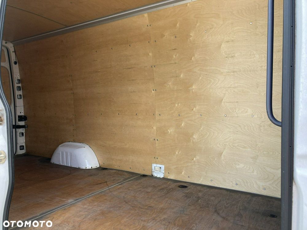 Mercedes-Benz Sprinter - 8