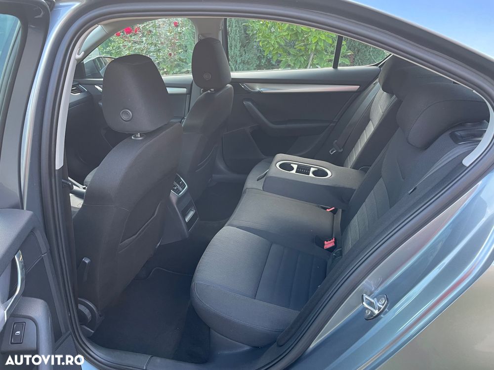 Skoda Octavia - 15