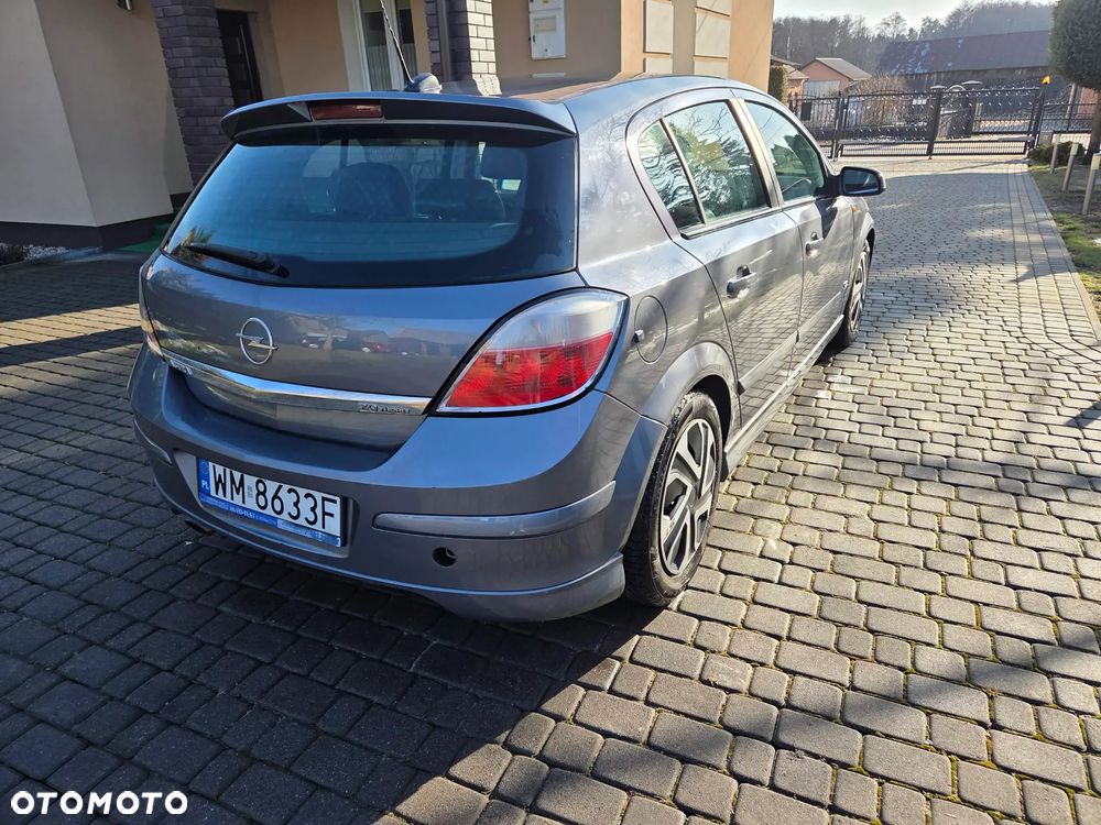 Opel Astra 2.0 T Sport - 3