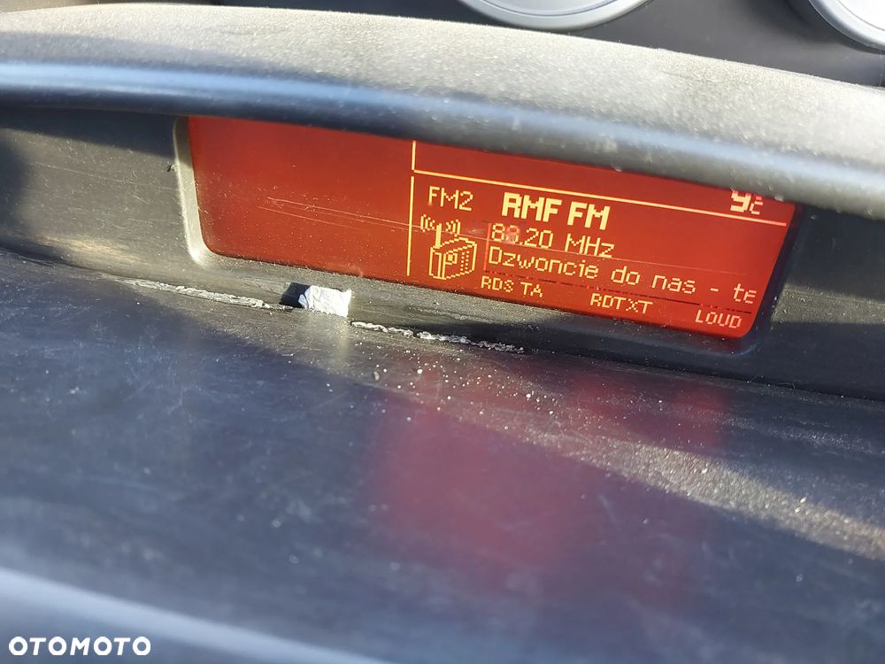 Citroen C8 Peugeot 807 silnik kompletny 2.0 16v Benzyna EW10A RFJ 103 kW 140 KM kolektor przepustnica cewka pompa alternator sprężarka skrzynia biegów AUTOMAT drzwi klapa maska zderzak lusterko listwa przesuwne boczne klamka zamek rolka mikrostyk blenda pas konsola schowek boczek drzwi fotel obrotowy fotele podsufitka panel sterownik wyświetlacz moduł szyba poduszka kierownica manetki zwijak radio mechanizm wydech tłumik mcperson zacisk hamulcowy lampa felga R16 hak holowniczy odpinany zbiorniczek rura przewód dekory drewno wyświetlacz NA CZĘŚCI WSZYSTKIE CZĘŚCI - 31