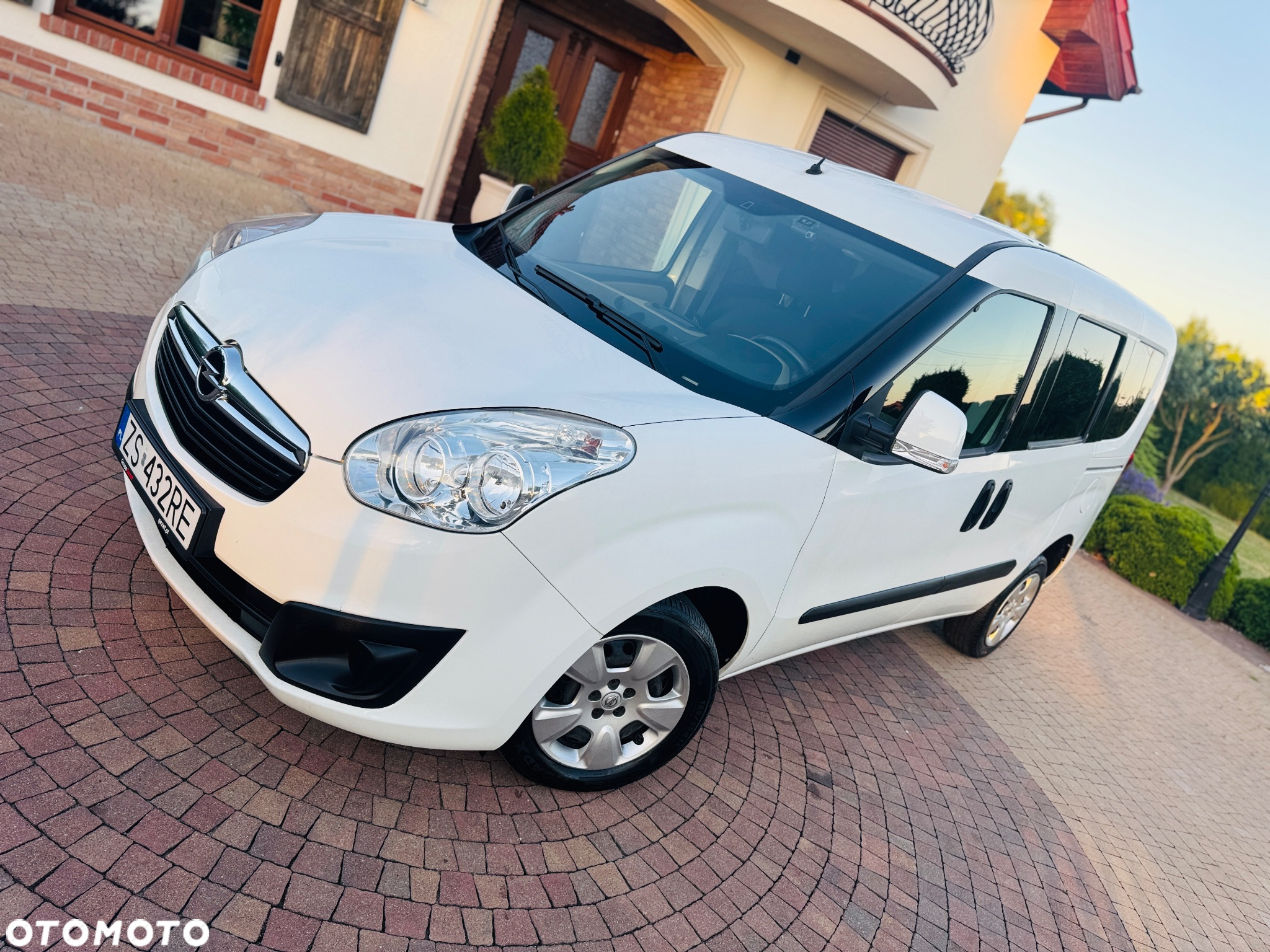 Opel Combo Tour 1.6 CDTI Enjoy - 27