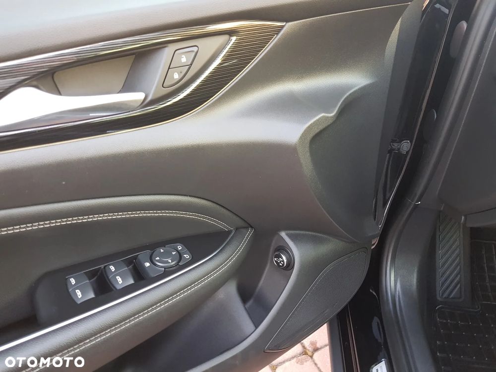 Opel Insignia 2.0 CDTI 4x4 ecoFLEX Start/Stop Innovation - 13