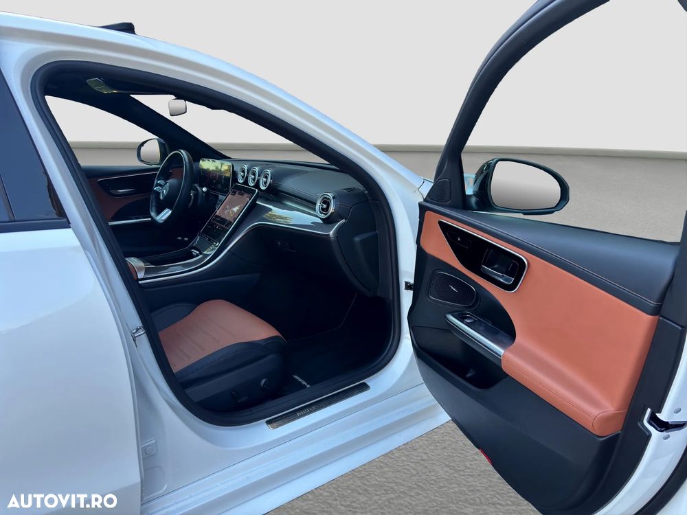 Mercedes-Benz C 300 e 9G-TRONIC AMG Line - 9
