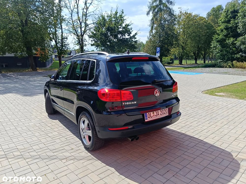 Volkswagen Tiguan 2.0 TDI DPF BlueMotion Technology Sport & Style - 31