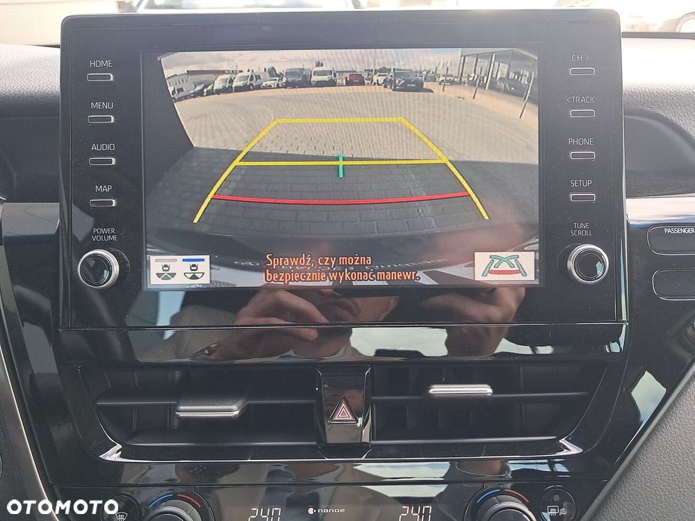 Toyota Camry 2.5 Hybrid Executive CVT - 20
