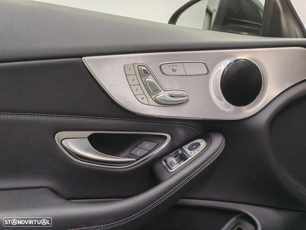 Mercedes-Benz C 300 d AMG Line - 14