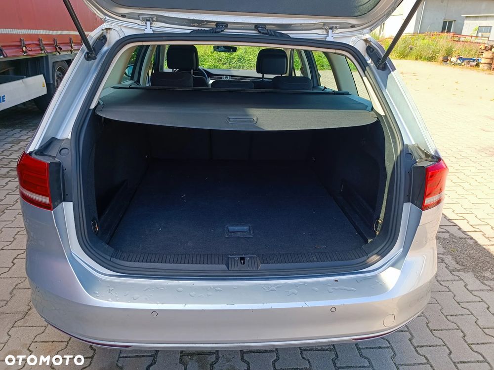 Volkswagen Passat - 7