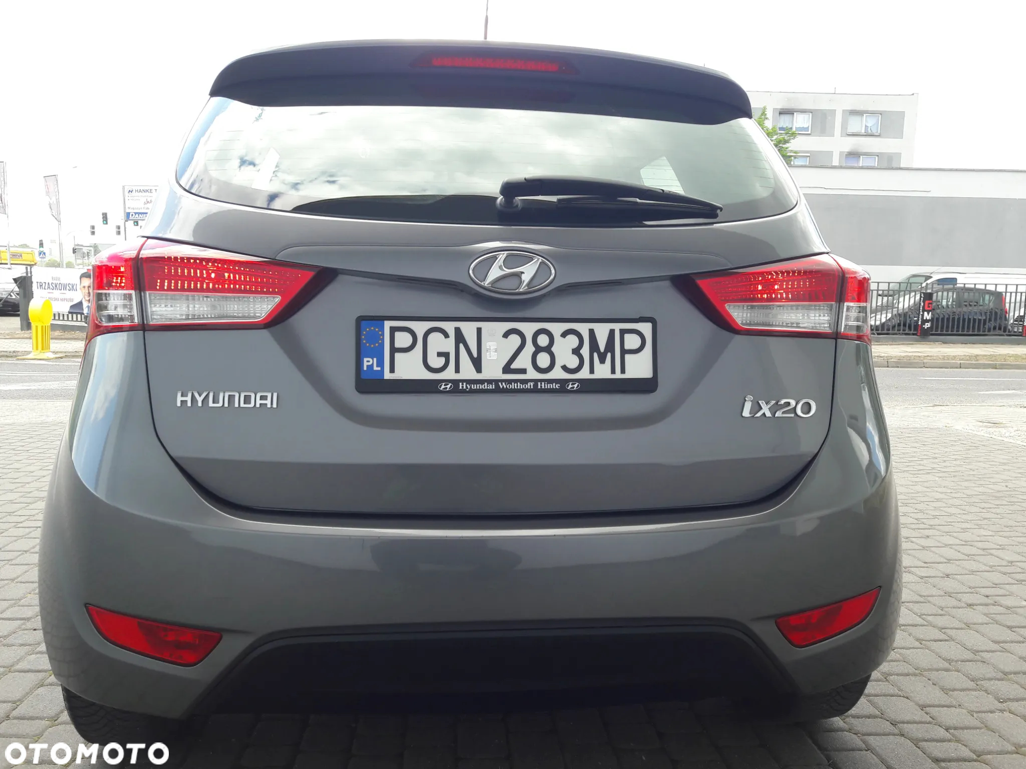 Hyundai ix20 1.4 blue - 38