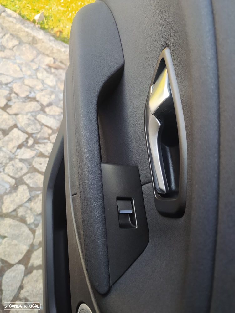 Land Rover Range Rover Evoque 2.0 D150 R-Dynamic S - 15