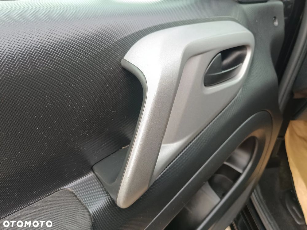 Citroën Berlingo Multispace BlueHDi 120 S&S SHINE - 20