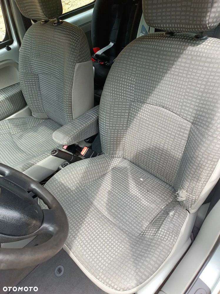 Renault Kangoo 4x4 1.6 16V - 15