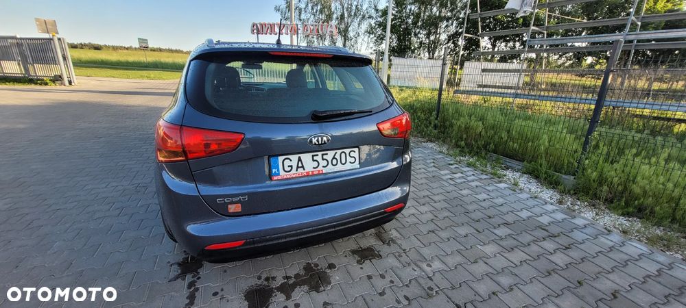 Kia Ceed 1.6 GDI L - 6