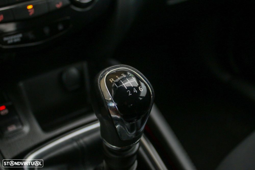 Nissan Qashqai 1.6 dCi Acenta - 22