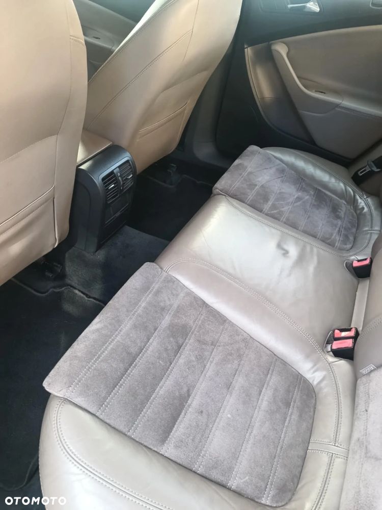 Volkswagen Passat 1.8 TSI Comfortline - 8