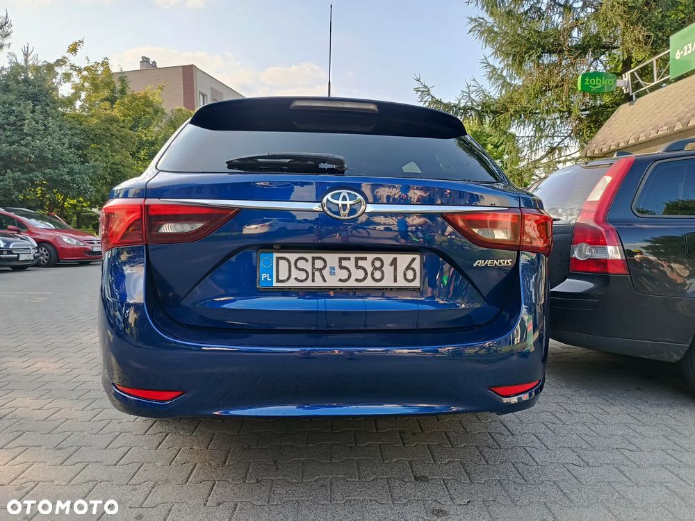 Toyota Avensis 2.0 Prestige MS - 6