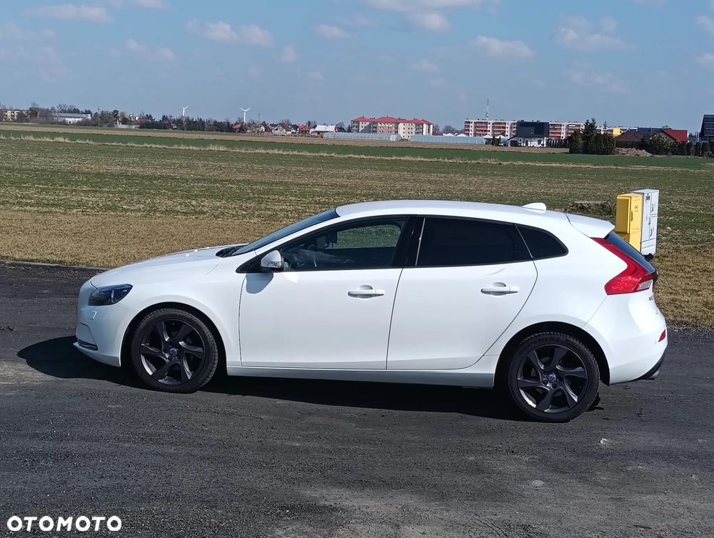 Volvo V40 - 2