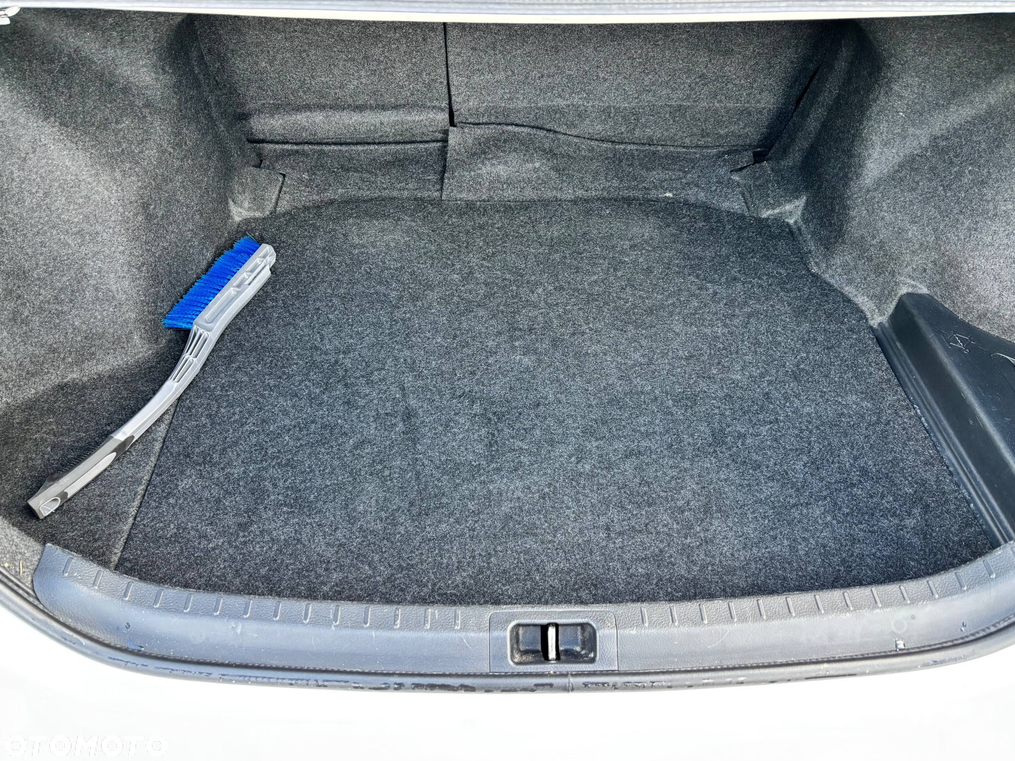 Toyota Corolla 1.4 D-4D Comfort - 21