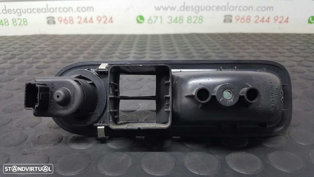 CONTROLADOR DE VISÃO TRASEIRA RENAULT CLIO III AUTHENTIQUE - 7