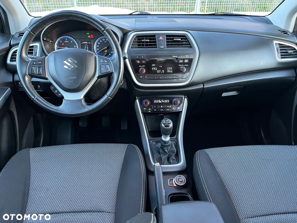 Suzuki SX4 S-Cross 1.6 DDiS 4x4 Comfort - 10