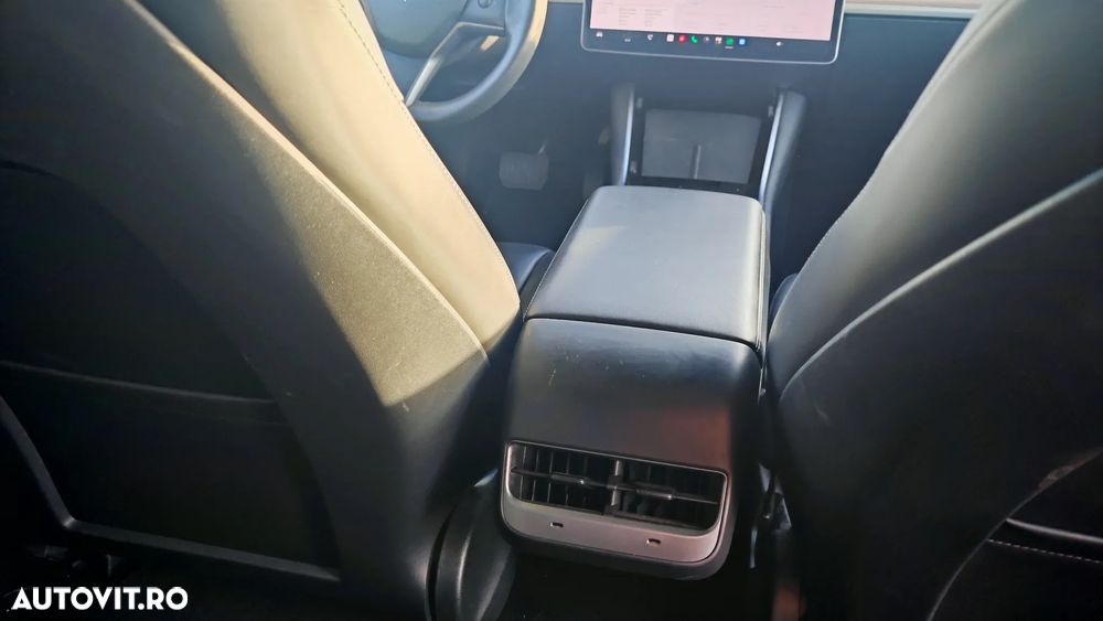 Tesla Model 3 Standard - 16