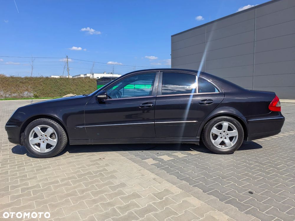 Mercedes-Benz Klasa E 300 BLUETEC Avantgarde - 5