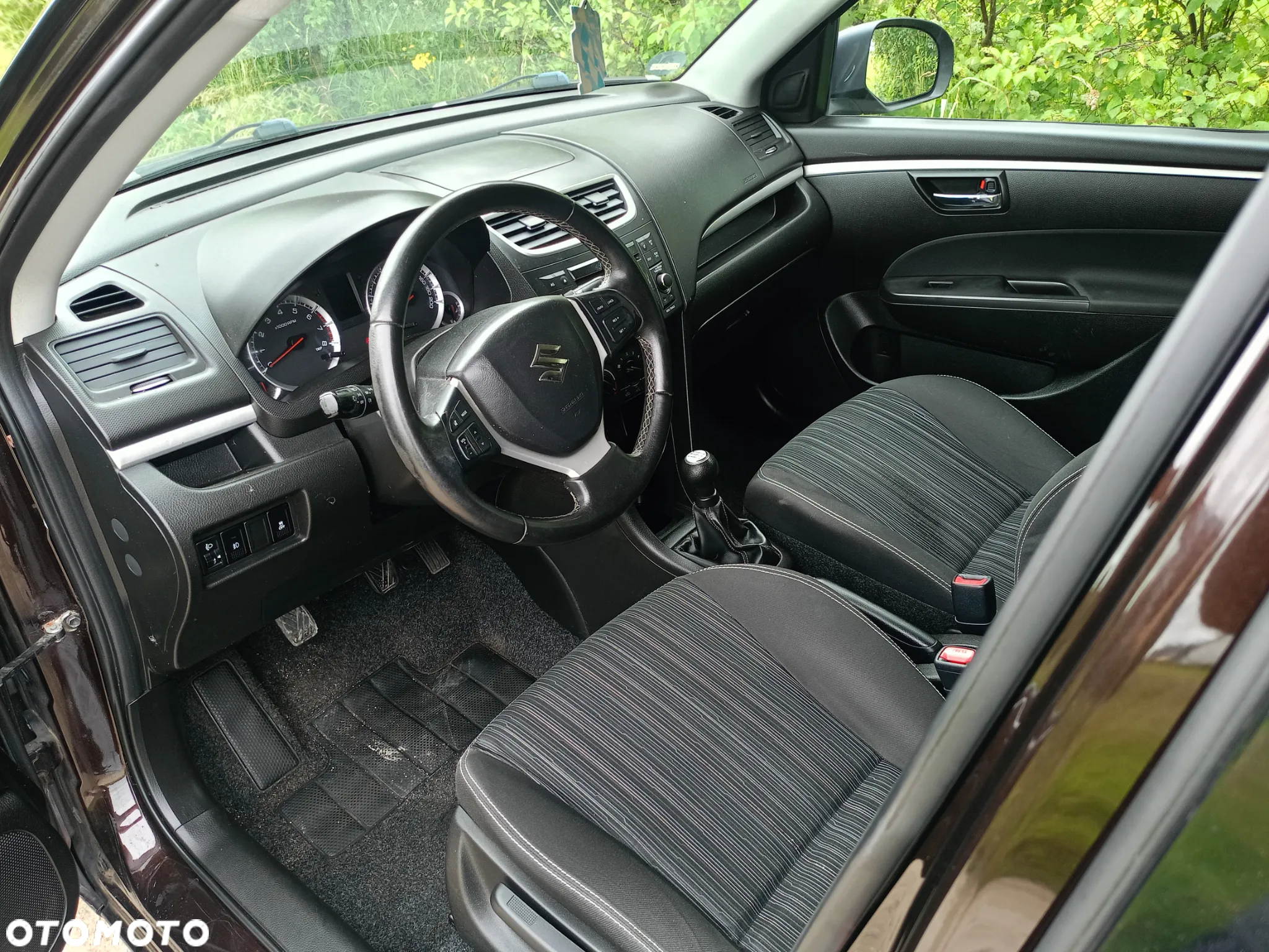 Suzuki Swift - 10