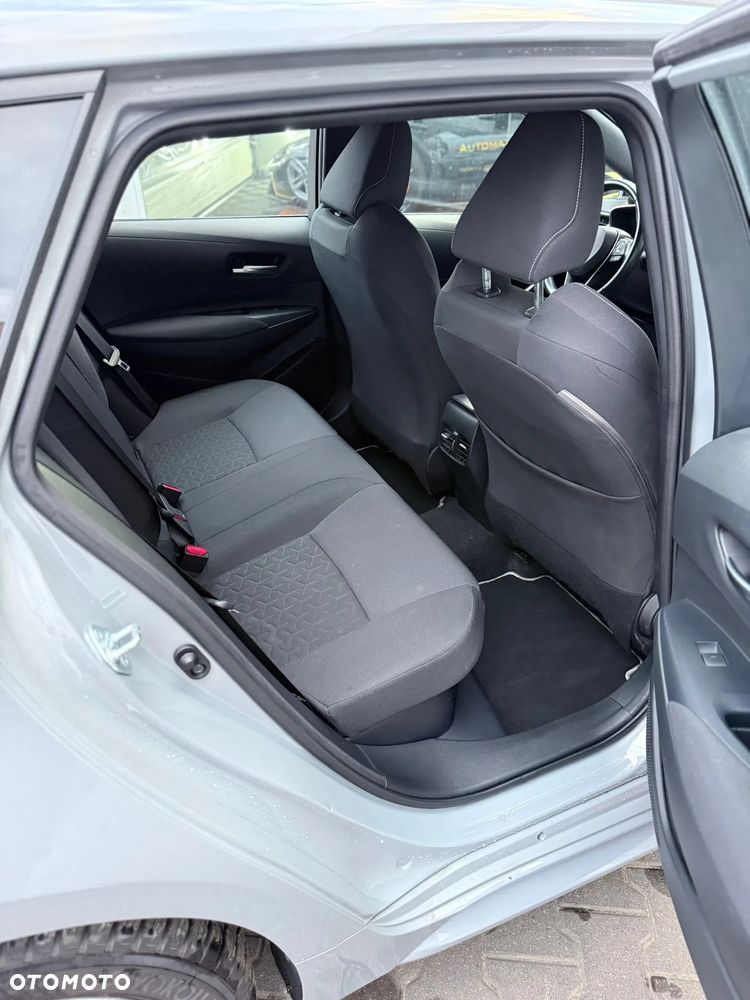 Toyota Corolla 1.8 Hybrid Comfort - 18