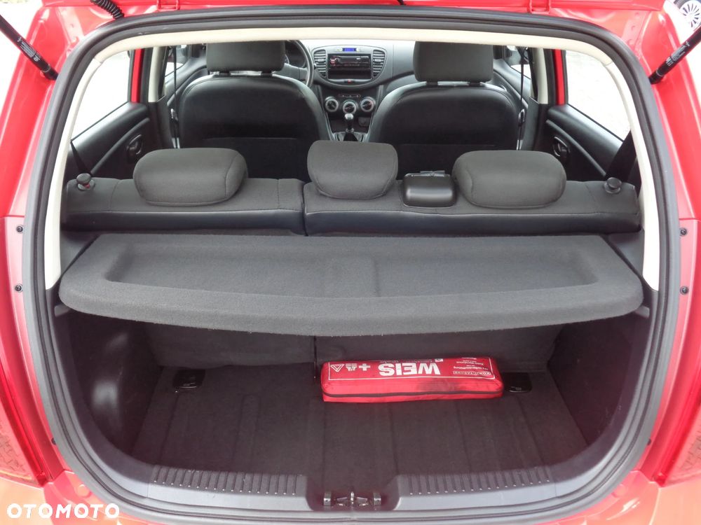 Hyundai i10 1.1 Premium - 8