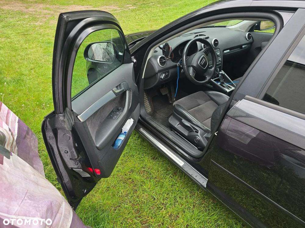 Audi A3 2.0 TDI DPF Ambiente S tronic - 17