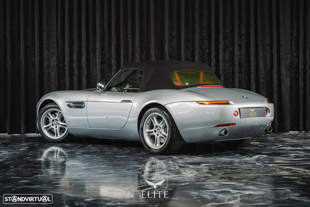 BMW Z8 Standard - 12