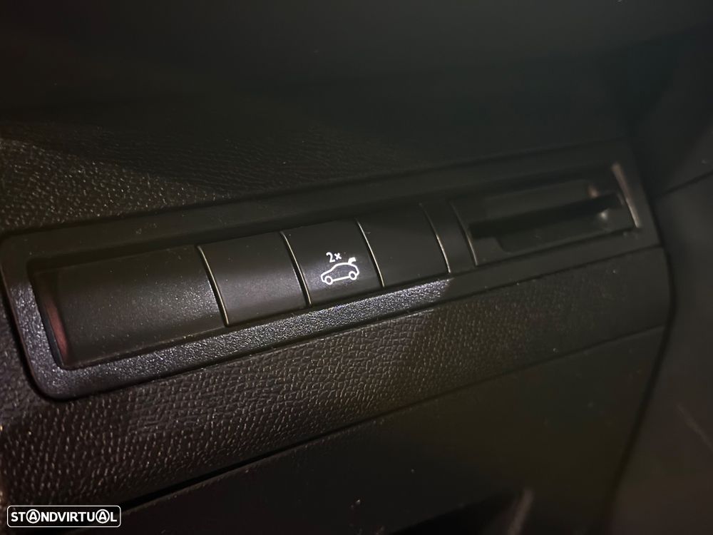 Peugeot 3008 1.5 BlueHDi GT Line EAT8 - 20