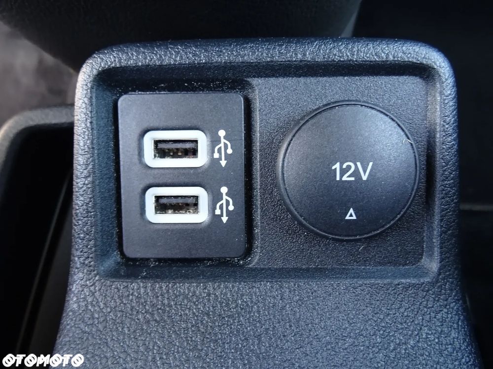 Ford Tourneo Connect 1.5TDCi Start-Stop Titanium - 29