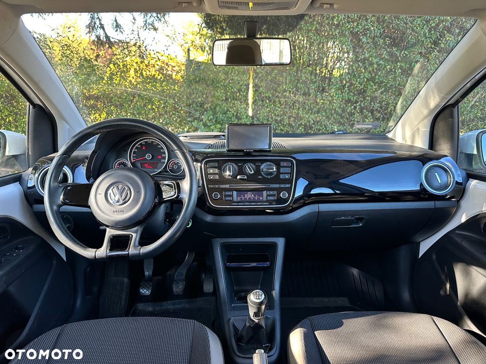 Volkswagen up! 1.0 high - 9