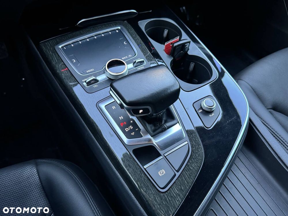 Audi Q7 3.0 TFSI Quattro Tiptr - 29