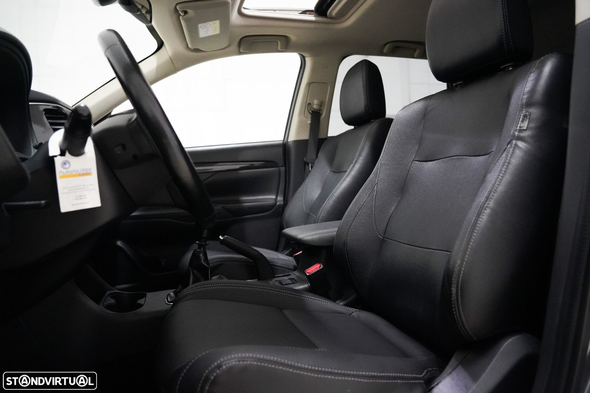 Mitsubishi Outlander 2.2 DI-D Instyle Navi - 6