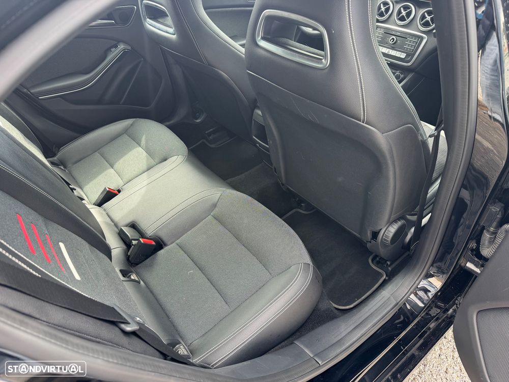 Mercedes-Benz A 180 d Fleet Pack Urban - 31