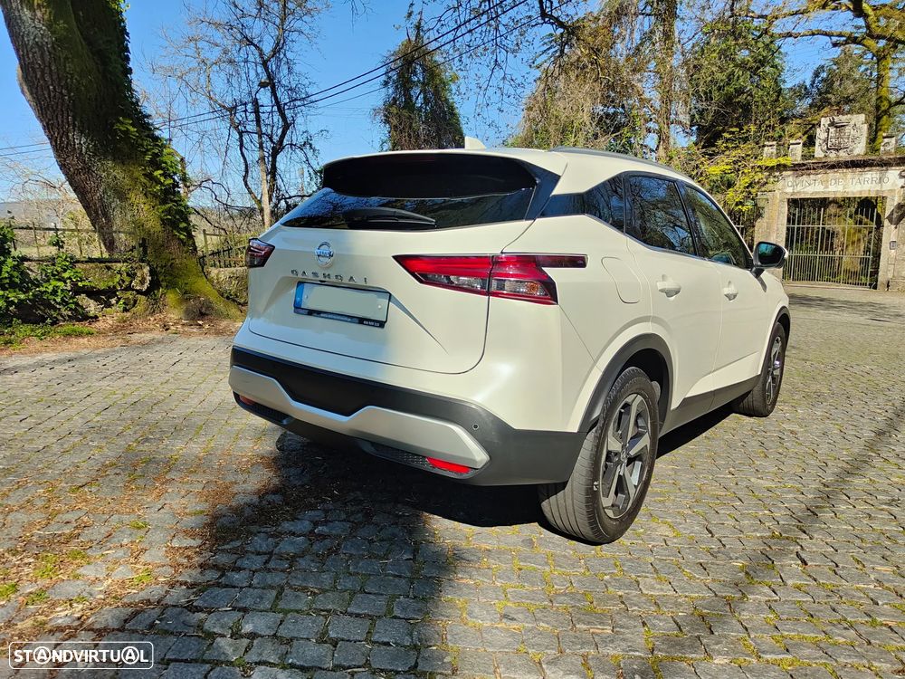 Nissan Qashqai 1.3 DIG-T N-Connecta LED+TT+SKY - 3