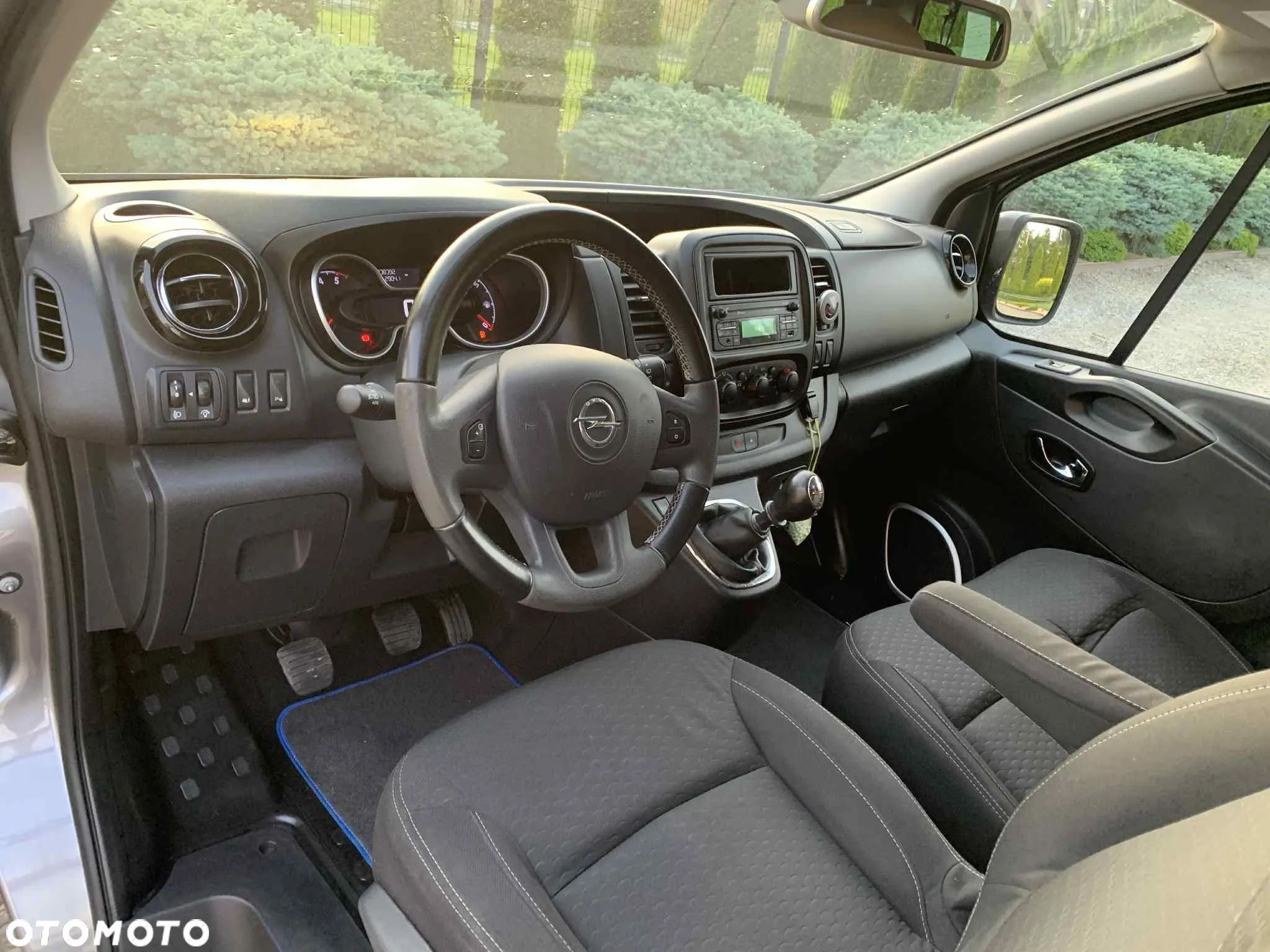 Opel Vivaro - 27