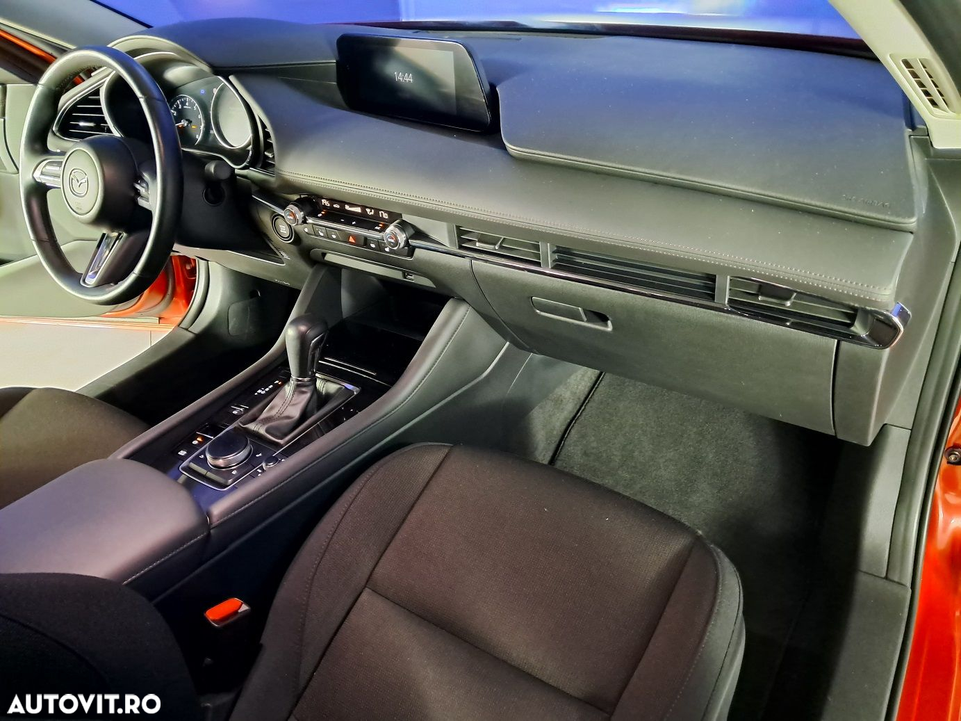 Mazda 3 - 18